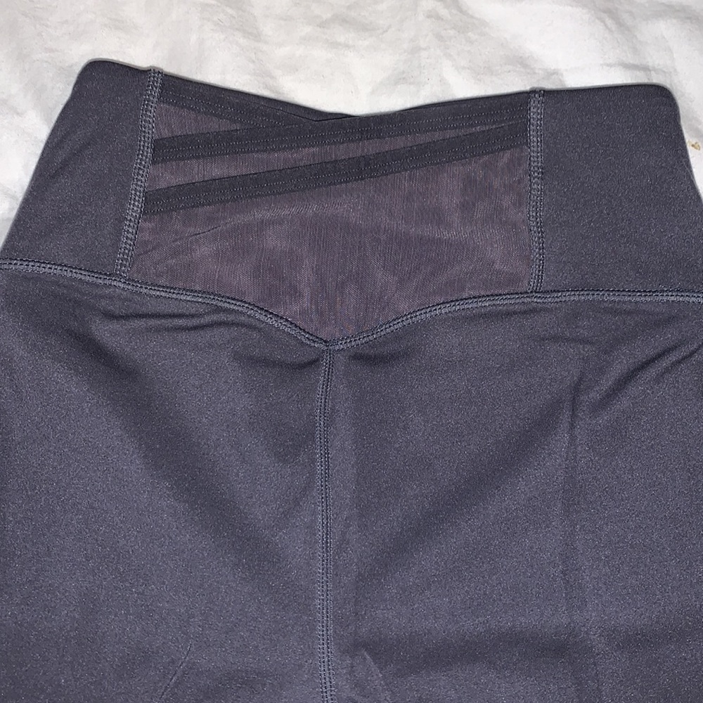 Fabletics legging - Picture 2 of 4